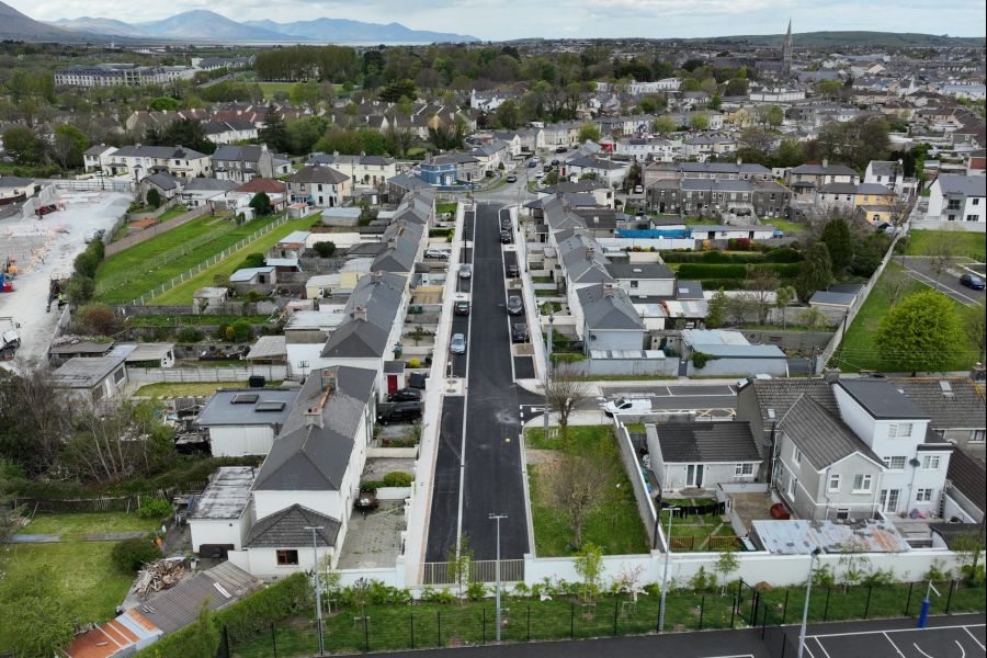 Mitchels Road Kevin Barry Villa s Tralee Environmental Enhancement works ECkerry 1